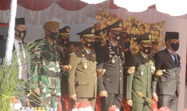 Upacara-Hut-Kemerdekaan-diwarnai-dengan-protokol-kesehatan