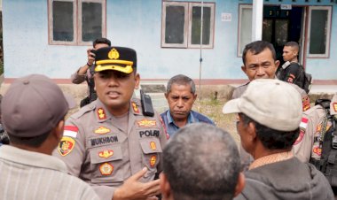 Kapolres-TTU-Pantau-Lokasi-Penyimpanan-Kotak-Suara-dan-Monitor-Tahapan-Pilkades-di-Desa-Oekopa