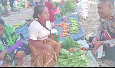 Berawal-dari-Jumat-Curhat,-Polres-Belu-Hadirkan-Pasar-UMKM-Atasi-Permasalahan-Pasar-Halilulik-yang-Puluhan-Tahun-tidak-Menemui-Solusi,-