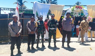 Polsek-Miomaffo-Barat-Polres-TTU-PAM-Ibadah-Syukur-Perdana-Pastor-Terencio-Try-Yanto-Olla-di-Desa-Sallu