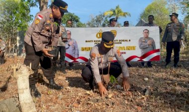 Jaga-Kelestarian-Lingkungan,-Polres-TTU-Tanam-105-Anakan-Pohon