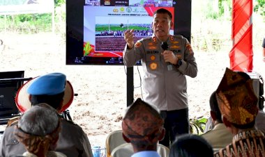 Swasembada-Pangan-2025:-Kapolda-NTT-Pimpin-Penanaman-Jagung-Serentak-di-TTU