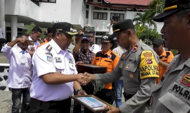 Terima-Penghargaan-Bupati,-Kapolres-Apresiasi-Respons-Cepat-Anggota