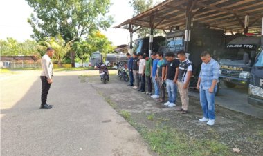 Polres-TTU-Gelar-Pra-Rekonstruksi-Kasus-Pencurian-di-Rocket-Chicken-Kefamenanu,-53-Adegan-Diperagakan-di-Tiga-Lokasi