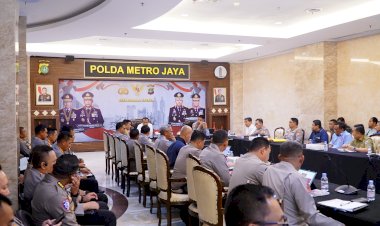 Kapolda-Metro-Gelar-Rakor,-Pastikan-Peringatan-Hari-Buruh-Berjalan-Lancar-dan-Aman