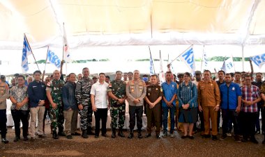 Kapolda-NTT-Fasilitasi-Dialog-Buruh,-Serap-Aspirasi-di-Momen-Mayday