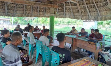 Edukasi-Preventif-Miras-Digencarkan-di-Oesoko:-Brigpol-Ruslin-Soroti-Risiko-Kesehatan-Jangka-Panjang-Generasi-Muda