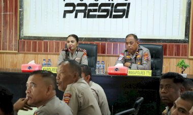 Optimalkan-Peran-Bhabinkamtibmas,-Kapolres-TTU-AKBP-Eliana-Papote,-S.I.K.,-M.M.-Pimpin-Anev-Kinerja-dan-Tekankan-Program-Kemanusiaan-Kapolda-NTT