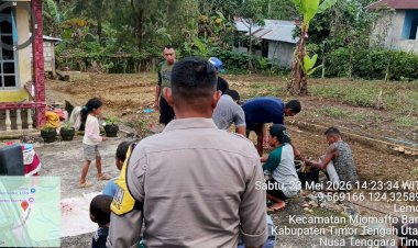 Hadir-di-Tengah-Ladang,-Patroli-Humanis-Polsek-Miomaffo-Barat-Dekatkan-Pelayanan-dan-Sentuh-Hati-Petani-Sayur-di-Desa-Lemon