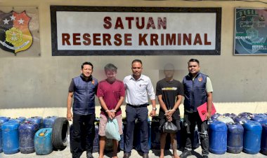 Wujud-Profesionalisme-dan-Sinergitas-Hukum,-Sat-Reskrim-Polres-TTU-Limpahkan-Tersangka-Kasus-Pengeroyokan-ke-Kejaksaan-(Tahap-II)
