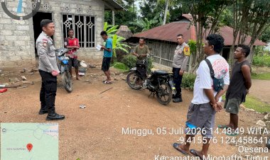 Tindak-Lanjuti-Arahan-Kapolres-TTU,-Personel-Polsek-Miomaffo-Timur-Gelar-Patroli-Dialogis-di-Desa-Oesena-Demi-Jamin-Situasi-Kondusif