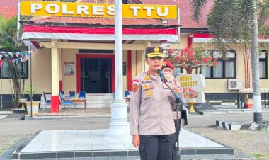 Pimpin-Apel-Jam-Pimpinan,-Kapolres-TTU-Tekankan-Disiplin,-Soliditas-Internal,-dan-Pembatasan-Jam-Pesta-Masyarakat