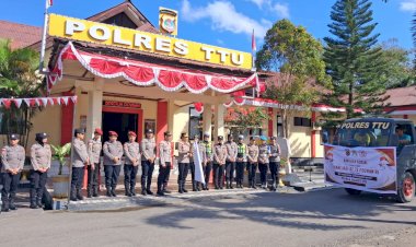 Kapolres-TTU-Lepas-Tiga-Unit-Tangki-Air-Bersih,-Wujud-Kepedulian-Polri-di-Tengah-Musim-Kemarau-Panjang