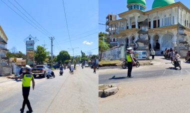 Satlantas-Polres-TTU-Amankan-Sholat-Jumat-di-Tiga-Masjid,-Polri-Hadir-di-Tengah-Masyarakat