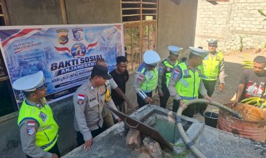 HUT-Lalu-Lintas-Bhayangkara-ke-71,-Satlantas-Polres-TTU-Salurkan-18-Ribu-Liter-Air-Bersih-untuk-Warga-Oelami