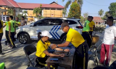 Tes-Kesamaptaan-Jasmani-dan-Bela-Diri-Polri-Semester-II,-Kapolres-TTU-Tekankan-Kebugaran-sebagai-Modal-Utama-Pelayanan