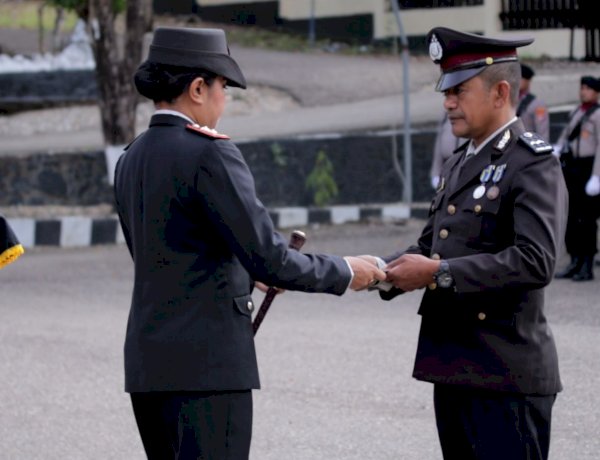 Kapolda NTT Beri Penghargaan kepada 19 Personel Humanis, Aipda Andi Panie Masuk Daftar Penerima