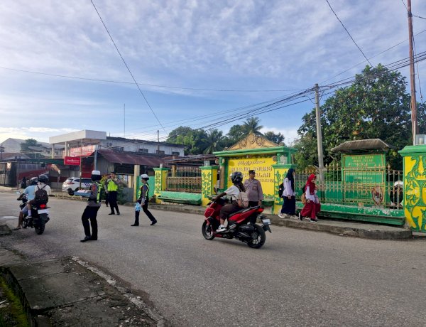 Upaya-Tekan-Kecelakaan,-Sat-Lantas-Polres-TTU-Sebar-Personel-di-Titik-Rawan