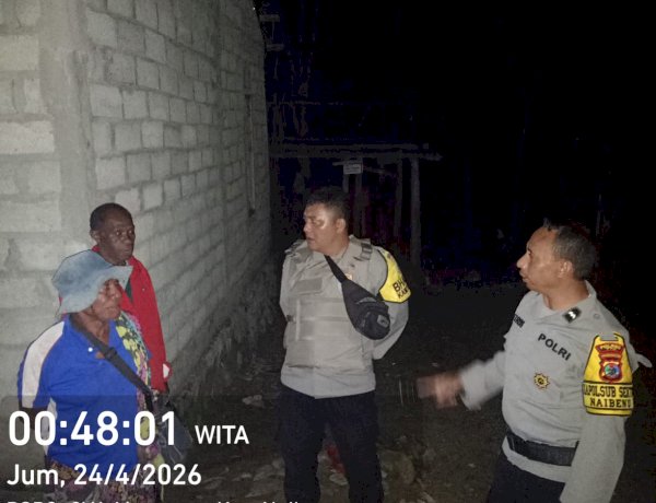 Cegah Kejahatan, Polsubsektor Naibenu Patroli Malam dan Sambangi Warga