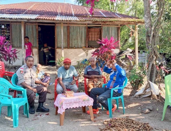 Patroli Dialogis Pospol Mioteng Perkuat Kedekatan Polri dengan Masyarakat, Sampaikan Himbauan Kamtibmas