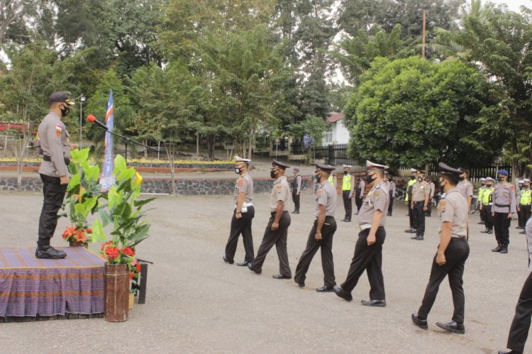 Upacara Korps Raport dan Kenaikan Pangkat Polres TTU