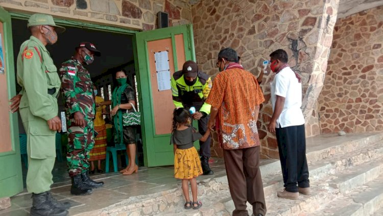 Polres TTU rutin laksanakan Pengamanan di Gereja sesuai Protokol Kesehatan