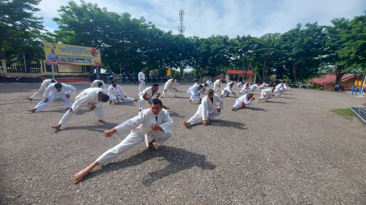 54 Personil Polri Ikut Ujian Bela Diri di Polres TTU