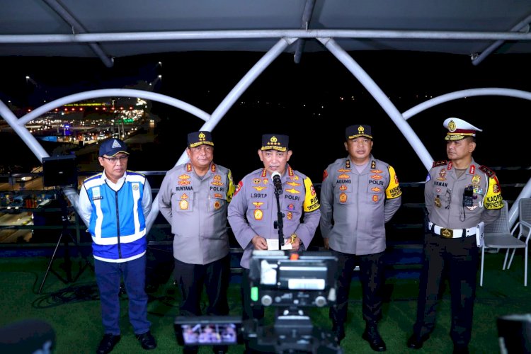 Kapolri: Kemungkinan One Way Waktunya Diperpanjang, saat mengecek Arus Balik di Tol Cikatama