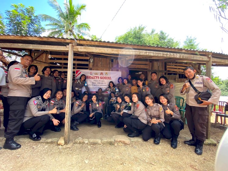 Sambut HUT Polwan ke 74, Polwan Polres TTU Beri Bantuan ke Penyandang Disabilitas