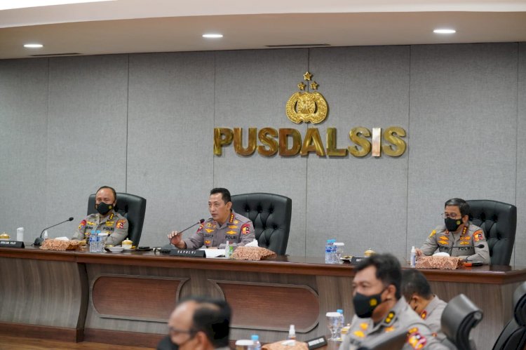 Kapolri : Raih Kepercayaan Publik Untuk Terus Kawal Kebijakan Pemerintah