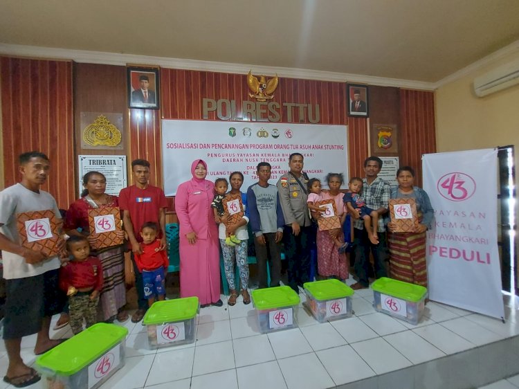 Sosialisasi Pencanangan Program Orang Tua Asuh, Kapolres TTU dan Ketua YKB Bantu Anak Stunting