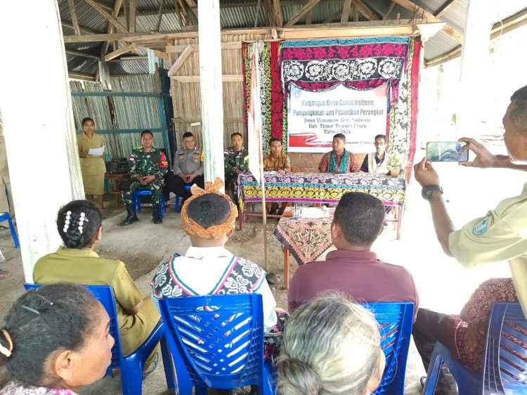 Hadiri Pelantikan Perangkat Desa, Bhabinkamtibmas Polres TTU Himbau Jaga Sitkamtibmas Jelang Pemilu 2024