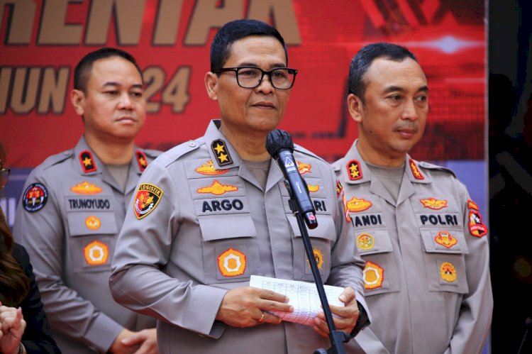 Dalam Rangka Hari Bhayangkara ke-78, Polri Bedah Rumah Sebanyak 558 Bangunan