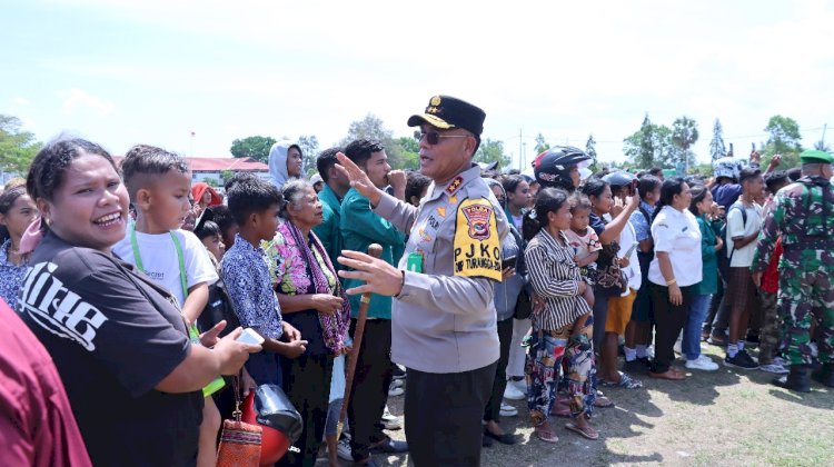 Kunjungan Presiden Jokowi di Kefamenanu : Kapolda NTT Turut Tertibkan Situasi