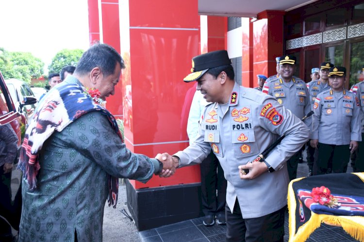 Wamen PAN-RB RI Puji Pelayanan Publik Polda NTT, Tekankan Respons Cepat dan Pelayanan Tulus kepada Masyarakat
