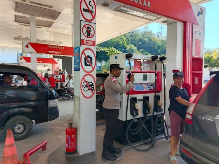Polres TTU Gelar Patroli Monitoring Untuk Antisipasi Kenaikan Harga dan Penyelewengan BBM di Tiga SPBU Kota Kefamenanu