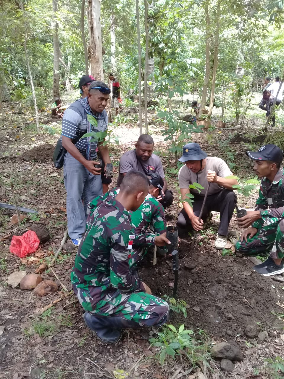 Polsubsektor Manamas Bersama Warganya Peduli Lingkungan