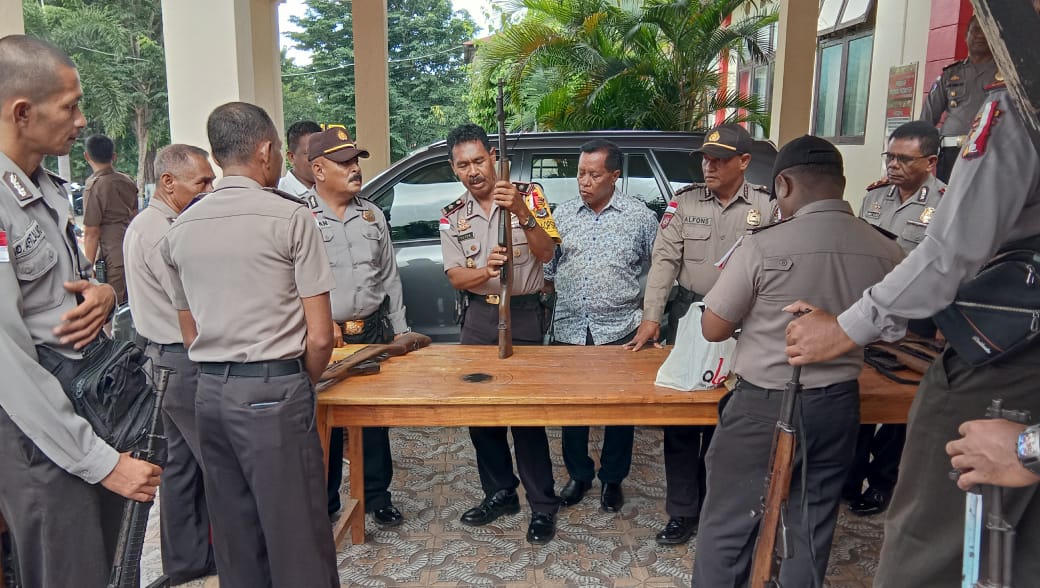 Polres TTU Laksanakan Pemeriksaan Senjata Api secara Berkala