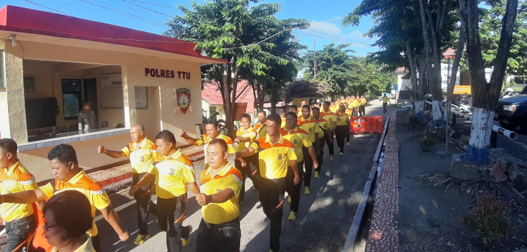 Jumat Sehat, Polres TTU Lakukan Olah Raga Pagi